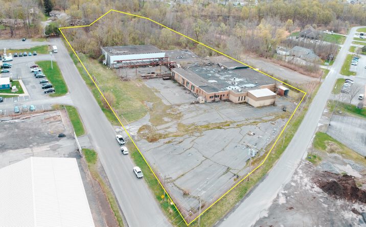 Pictures of Industrial property located at 645 Birchwood Drive, Oneida, NY 13421 for sales - image #1