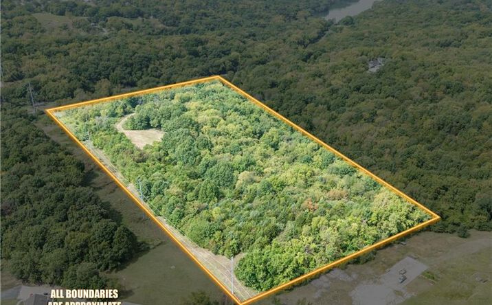 Pictures of Land, Special Purpose, Multifamily property located at 3505 N 83rd Street, Kansas City, KS 66109 for sales - image #1