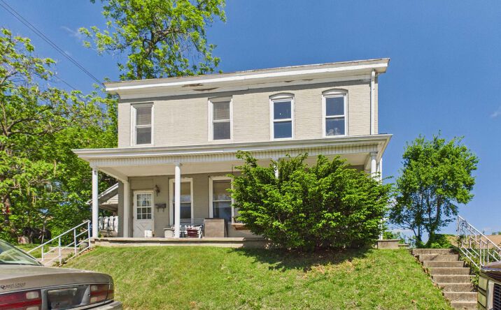 Pictures of Multifamily property located at 208 S 14Th Street, Keokuk, IA 52632 for sales - image #1