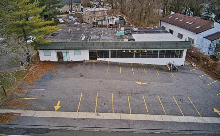 Pictures of Retail property located at 80 E Main Street, Huntington, NY 11743 for sales - image #1