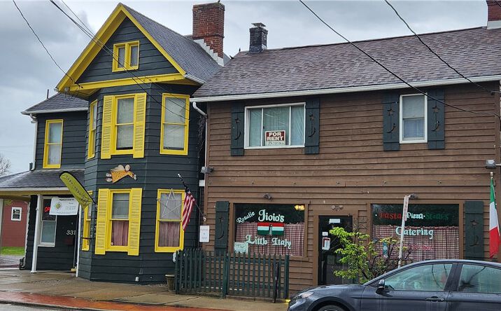 Pictures of Special Purpose property located at 331-333 W Main St, Ligonier, PA 15658 for sales - image #1