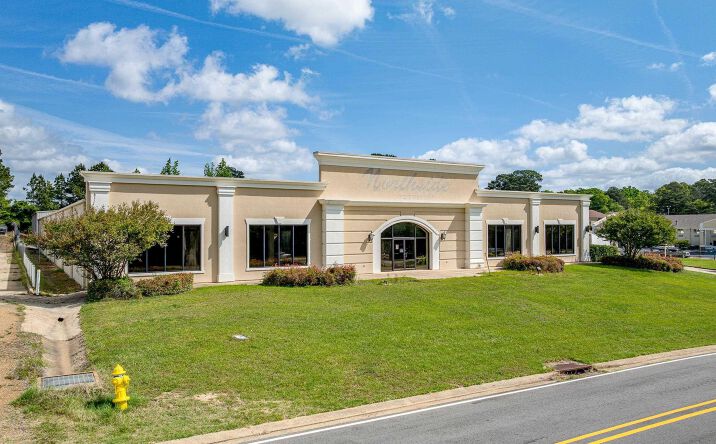 Pictures of Special Purpose property located at 1911 N Service Road, Ruston, LA 71270 for sales - image #1
