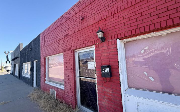 Pictures of Mixed Use property located at 1413 S Main Street, Lovington, NM 88260 for sales - image #1