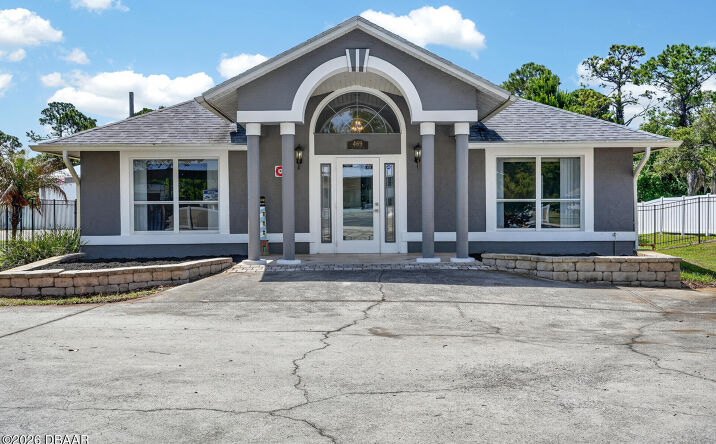Pictures of Office, Retail property located at 469 Ward Drive, Oak Hill, FL 32759 for sales - image #1