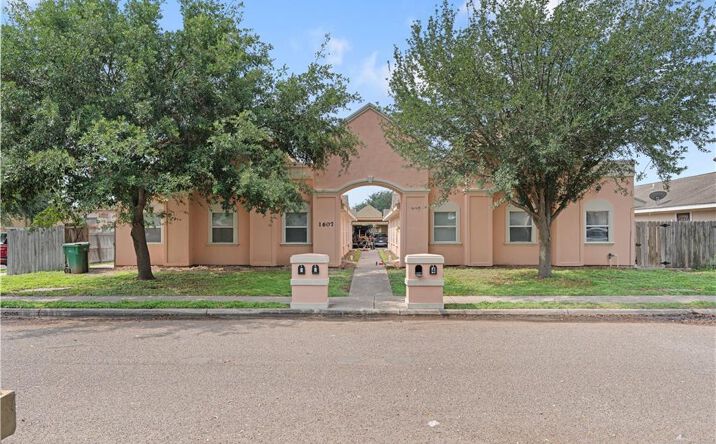1607 W Douglas Avenue, Pharr