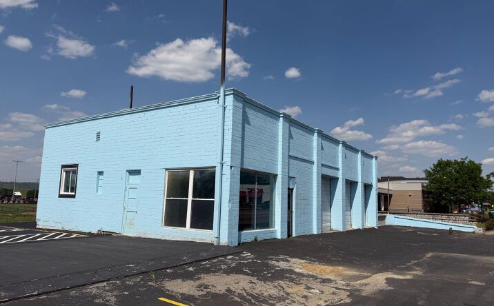 Pictures of Retail property located at 45 West Eads Pkwy, Lawrenceburg, IN 47025 for sales - image #1