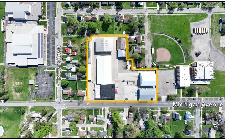 Pictures of Retail, Industrial property located at 418 North Michigan Avenue, Edgerton, OH 43517, 444 North Michigan Avenue, Edgerton, OH 43517 for sales - image #1