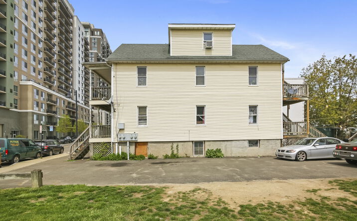 Pictures of Multifamily, Office, Mixed Use property located at 62 DYKE LN, STAMFORD, CT 06902-7345 for sales - image #1