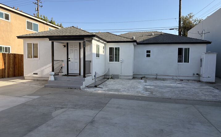 Pictures of Special Purpose, Multifamily, Office property located at 3515 West Commonwealth Avenue, Fullerton, CA 92833 for sales - image #1