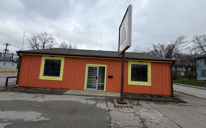 Pictures of Retail property located at 720 East 38th Street, Indianapolis, IN 46205 for sales - image #1