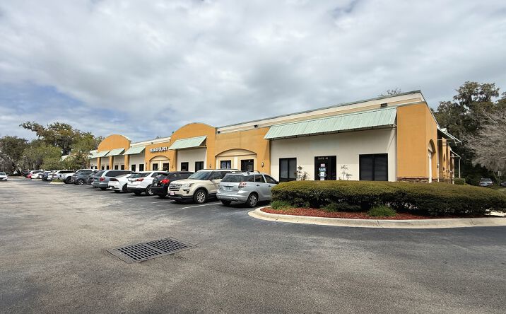 Pictures of Office property located at 725 W GRANADA BLVD, ORMOND BEACH, FL 32174-9435 for sales - image #1