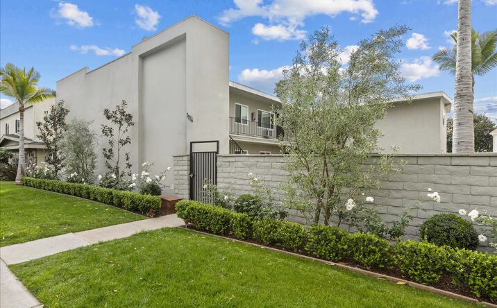Pictures of Multifamily property located at 2024 East Whiting Avenue, Fullerton, CA 92831 for sales - image #1