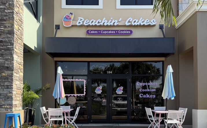 Pictures of Retail, Business for Sale property located at 3269 Pine Ridge Road, Naples, FL 34109 for sales - image #1