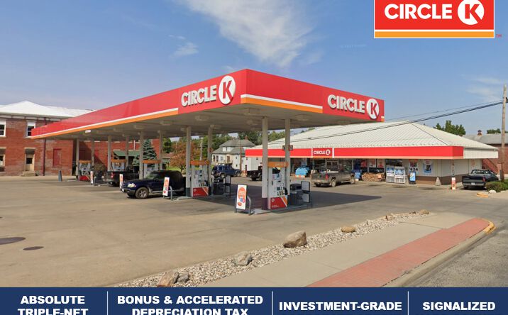 Pictures of Retail property located at 103 W JOURDAN ST, NEWTON, IL 62448-1928 for sales - image #1