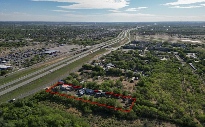 Pictures of Retail, Mixed Use, Land property located at 15103 SW LOOP 410, SAN ANTONIO, TX 78221-3917 for sales - image #1