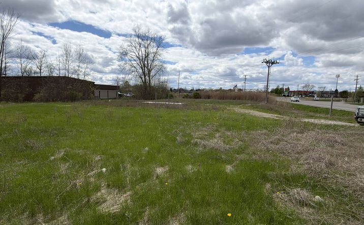 Pictures of Land property located at 3155 THOMPSON RD, FENTON, MI 48430 for sales - image #1