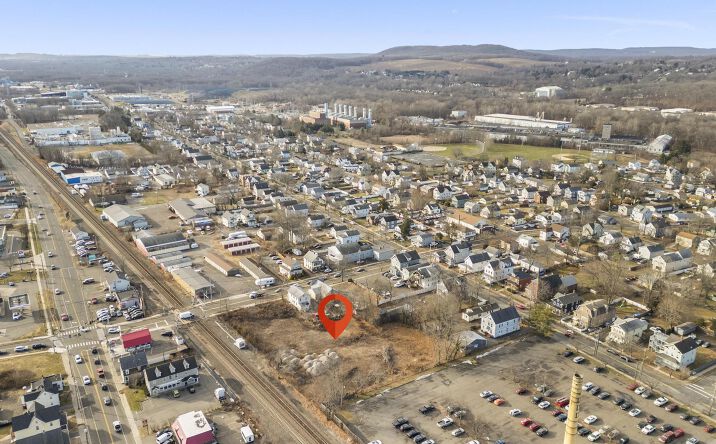100 S Cherry St, Wallingford