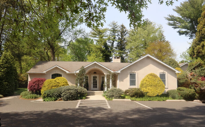 Pictures of Office property located at 90 Kings Hwy N, Cherry Hill, NJ 08034 for sales - image #1