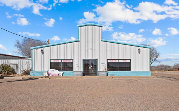 Pictures of Retail property located at 8116 19TH ST, LUBBOCK, TX 79407-4104 for sales - image #1