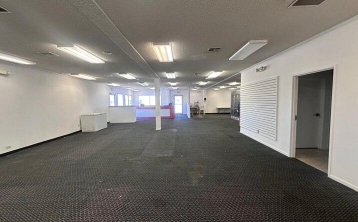 Pictures of Retail, Mixed Use property located at 320 North 2nd Street, Floydada, TX 79235 for sales - image #1