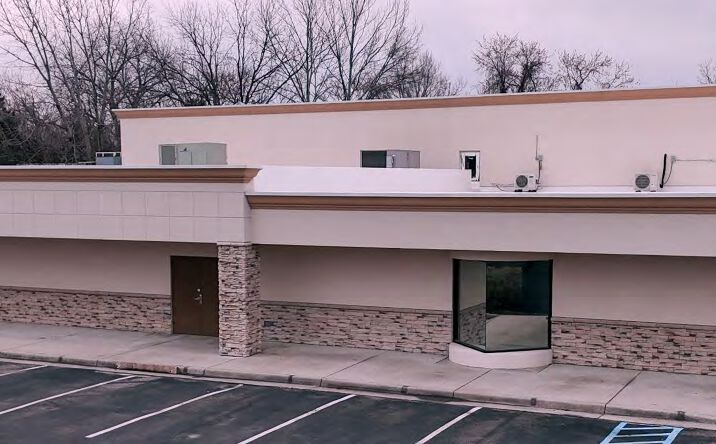 Pictures of Retail, Industrial property located at 823 West Pembroke Ave., Hampton, VA 23669 for sales - image #1