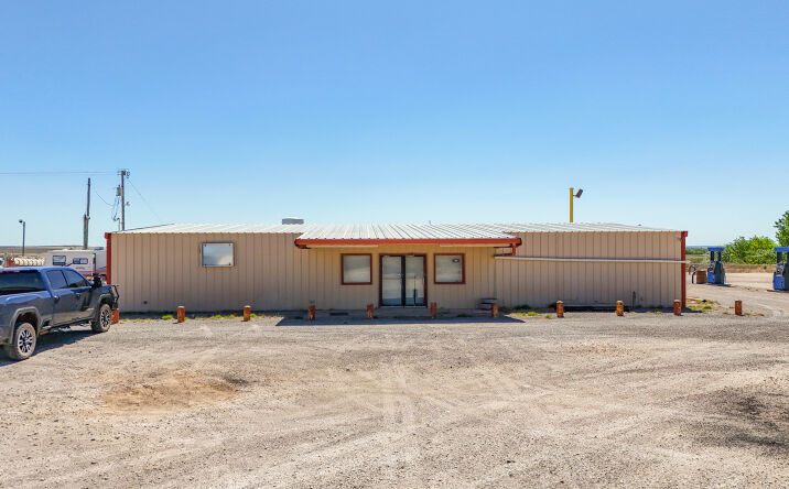 Pictures of Retail, Mixed Use property located at 8794 U.S. 83, Briscoe, TX 79011 for sales - image #1