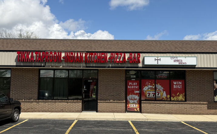 Pictures of Retail, Hospitality, Business for Sale property located at 2234 East Grand Avenue, Lindenhurst, IL 60046 for sales - image #1