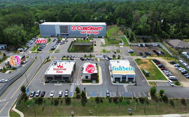 Pictures of Self Storage property located at 2320 Capital Circle Northeast, Tallahassee, FL 32308 for sales - image #1