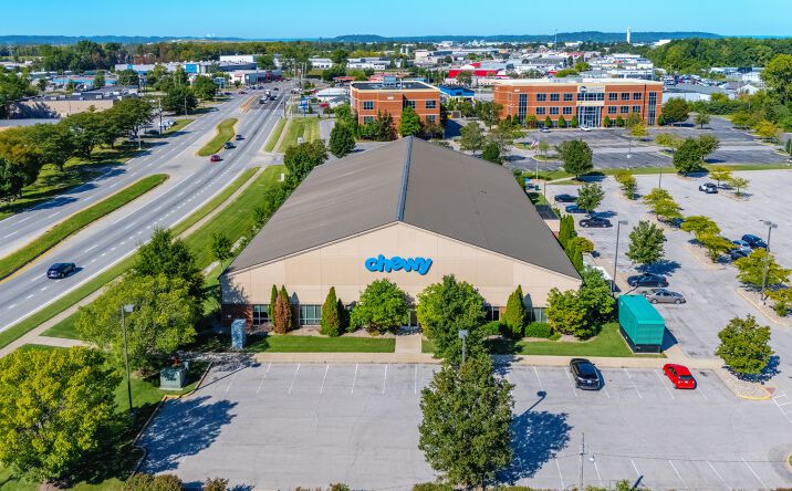 Pictures of Office, Industrial, Special Purpose property located at 3621 Fern Valley Rd, Louisville, KY 40219 for sales - image #1