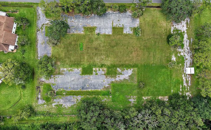 Pictures of Land property located at West Oak Terrace Drive, Leesburg, FL 34748 for sales - image #1