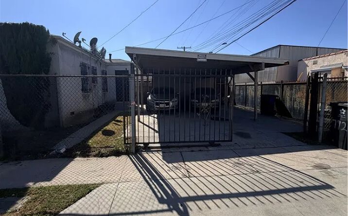 Pictures of Multifamily property located at 7919 Naomi, Los Angeles, CA 90001 for sales - image #1