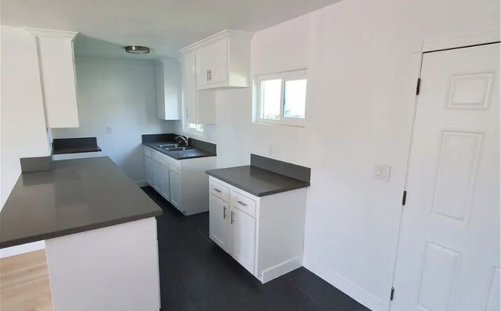 Pictures of Multifamily property located at 246 E 87th Place, Los Angeles, CA 90003 for sales - image #1