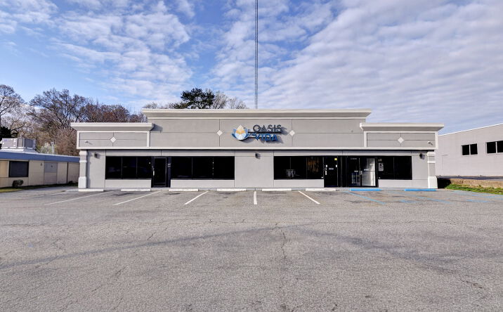 Pictures of Mixed Use, Special Purpose property located at 13479 Warwick Boulevard, Newport News, VA 23602 for sales - image #1