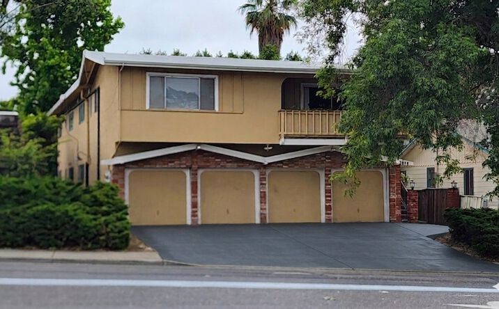 Pictures of Multifamily property located at 3872 35th Avenue, Oakland, CA 94619 for sales - image #1