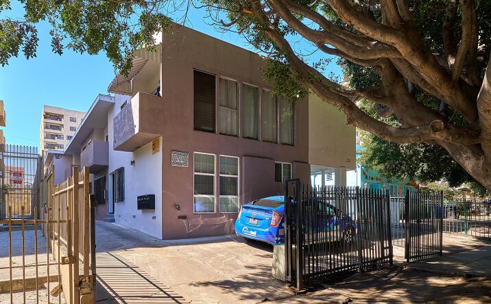 Pictures of Multifamily property located at 731 IROLO ST, LOS ANGELES, CA 90005-2337 for sales - image #1