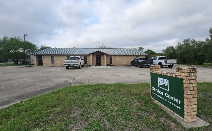 Pictures of Retail, Office, Special Purpose property located at 603 E Empresario St, Refugio, TX 78377 for sales - image #1