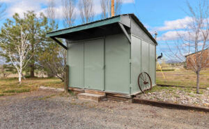 Pictures of Land property located at 12445 OR-140, Klamath Falls, OR 97603 for sales - image #1