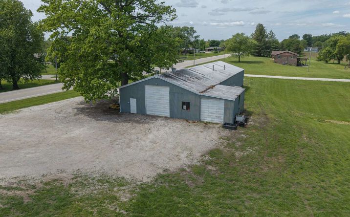 Pictures of Retail, Industrial property located at 7276 Missouri 72, Jackson, MO 63755 for sales - image #1