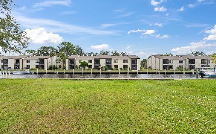 Pictures of Land property located at 316 Manatee Ln, Tarpon Springs, FL 34689 for sales - image #1