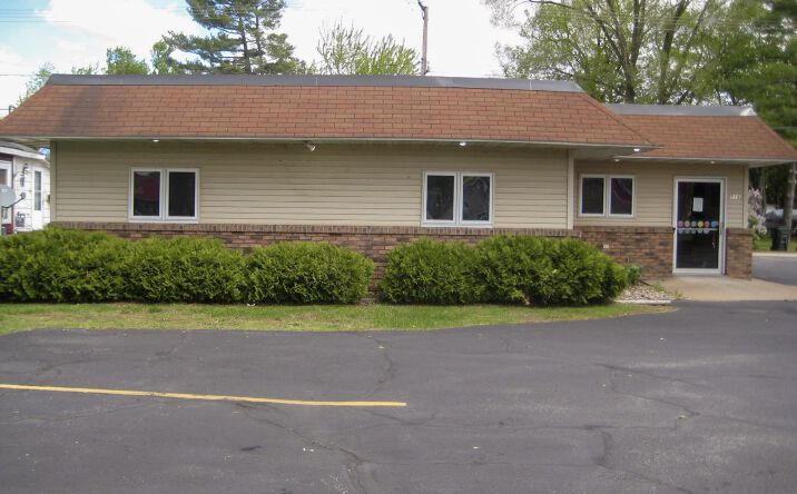 Pictures of Retail, Office, Industrial property located at 516 Marquette, Prairie Du Chien, WI 53821 for sales - image #1