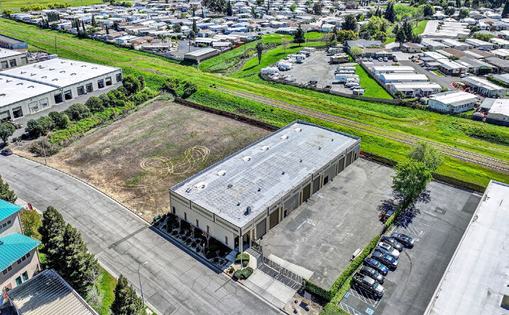 Pictures of Industrial property located at 1889 Walters Court, Fairfield, CA 94533-7155 for sales - image #1