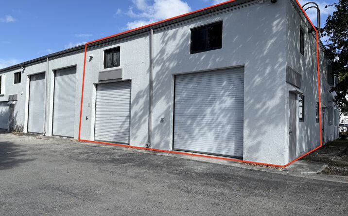 Pictures of Industrial property located at 1777 BLOUNT RD, POMPANO BEACH, FL 33069-5149 for sales - image #1