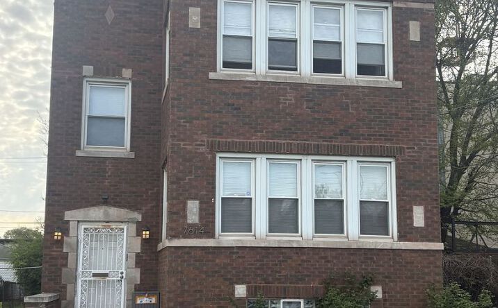 Pictures of Multifamily property located at 7614 S Harvard Avenue, Chicago, IL 60620 for sales - image #1