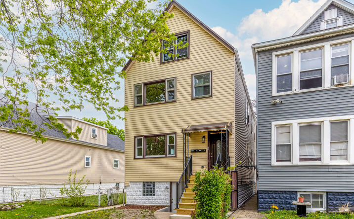 Pictures of Multifamily property located at 2806 S 48th Court, Cicero, IL 60804 for sales - image #1