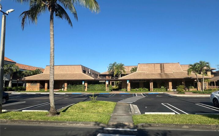 Pictures of Office, Multifamily property located at 3000 N University Dr # 2E, Coral Springs, FL 33065 for sales - image #1