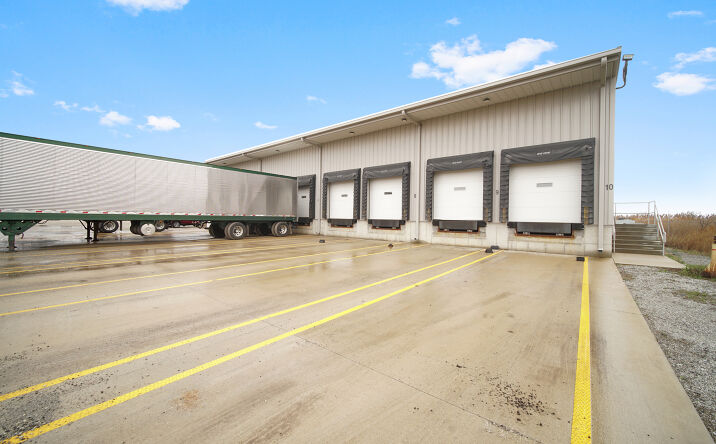 Pictures of Retail, Industrial property located at 339 W Issert Drive W, Kankakee, IL 60901 for sales - image #1