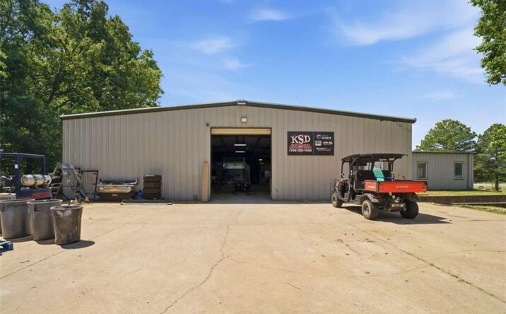 Pictures of Office, Industrial, Business for Sale property located at 4433 Old Summerville Road, Armuchee, GA 30105 for sales - image #1