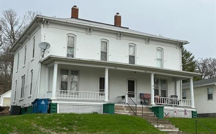Pictures of Multifamily property located at 512-514 Chicago Avenue, Savanna, IL 61074 for sales - image #1