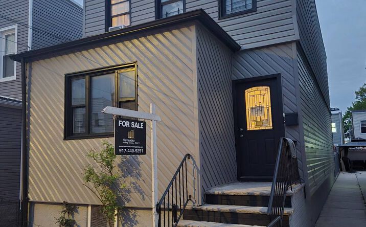 Pictures of Mixed Use property located at 97-22 92 st, queens, NY 11416 for sales - image #1