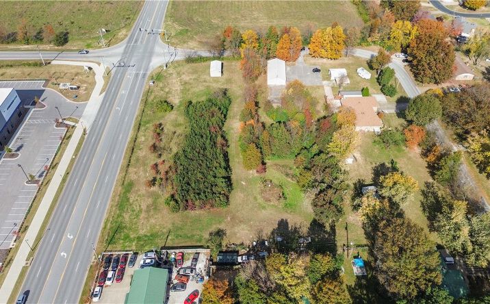 Pictures of Special Purpose property located at 626 Oakwood Street, Lowell, AR 72745 for sales - image #1